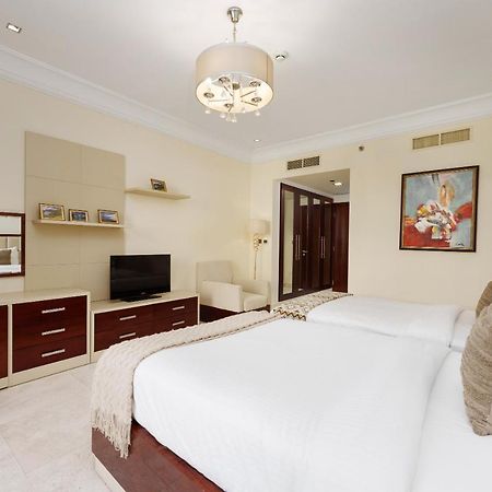 Maison Privee - Charming Apt With Sea View On The Palm Jumeirah Дубай Екстериор снимка