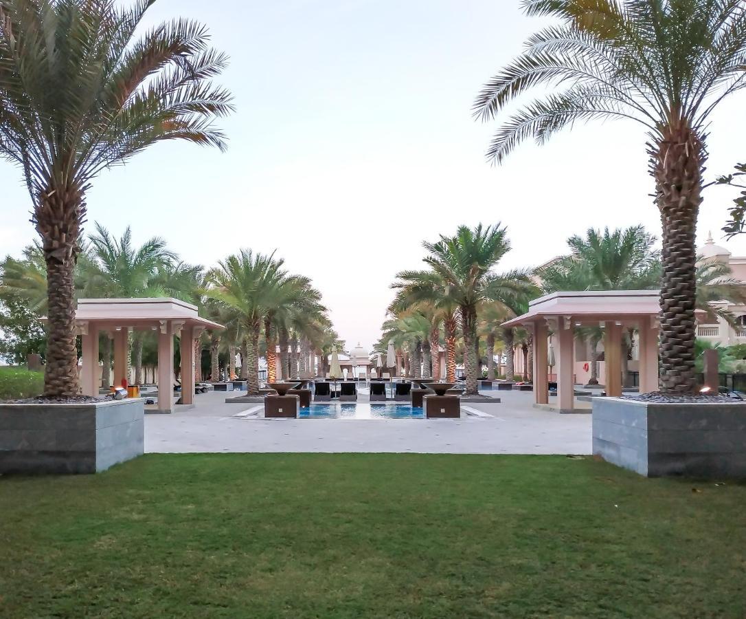 Maison Privee - Charming Apt With Sea View On The Palm Jumeirah Дубай Екстериор снимка